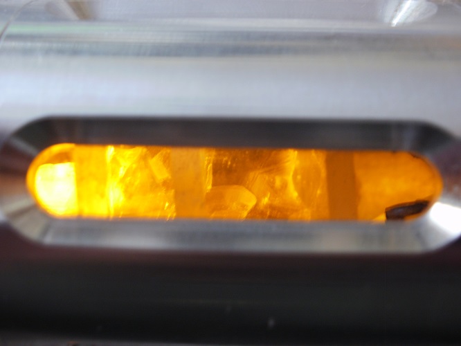 Crystal_chamber_LED_ON (3).JPG